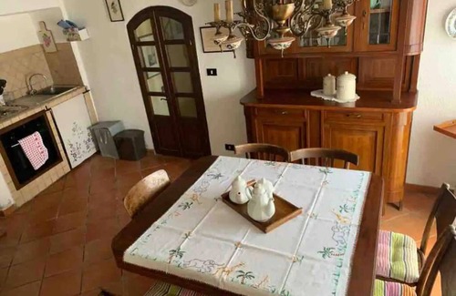 Pantasina Apartment | Apartment 'Casa Camilla' with Private Terrace and Private Garden