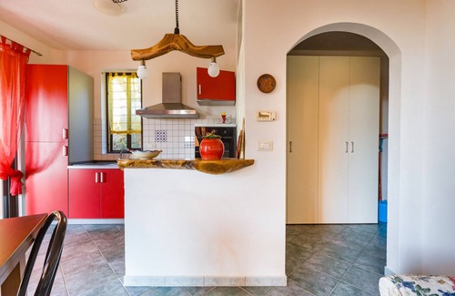 Santo Stefano Apartment | Apartment 'Casa Del Cedro' with Sea View, Private Terrace and Wi-Fi