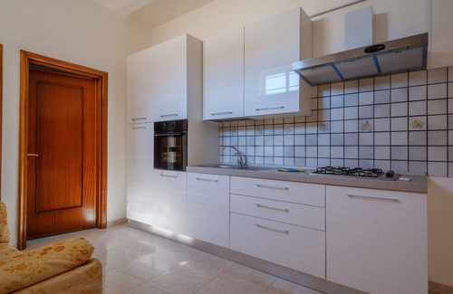 Lecce Apartment | Apartment 'Casa di Robby - Lecce' with Terraces & A/C