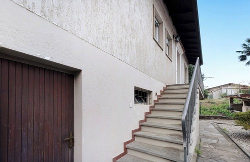 Cannobio Apartment | Apartment "Casa Elsa" with Mountain View, Balcony & Wi-Fi