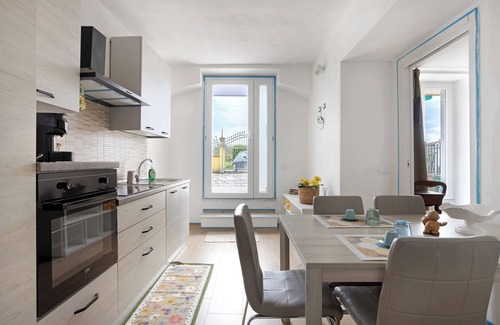 Sarzana Apartment | Apartment 'Casa Marisa' with Private Garden, Wi-Fi and Air Conditioning