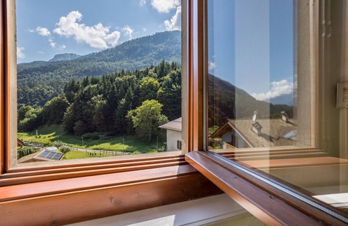 Sella Giudicarie Apartment | Apartment 'Casa Nel Borgo' with Mountain View and Shared Garden