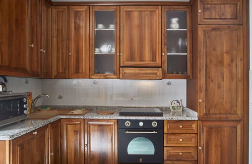 Sant'Andrea Apartment | Apartment "Casa Renata" (free covered private parking)