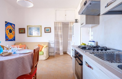 San Foca Apartment | Apartment 'Casa Tra Cielo E Mare' with Sea View, Private Terrace and Wi-Fi