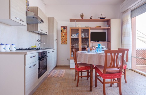 San Foca Apartment | Apartment 'Casa Tra Cielo E Mare' with Sea View, Private Terrace and Wi-Fi