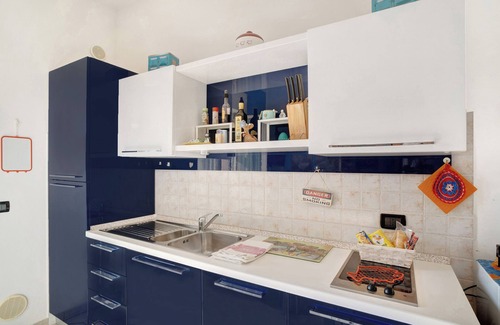 Albenga Apartment | Apartment Casa Vacanze Leslie with Balcony