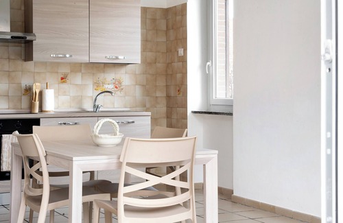 Dogliani Apartment | Apartment 'Casa Vacanze Nada' with Private Terrace, Wi-Fi and Air Conditioning