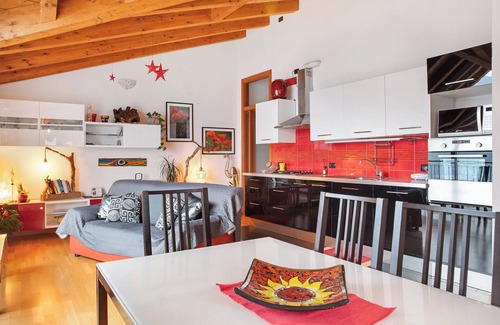 Sondrio Apartment | Apartment 'Casa Vacanze Il Mandala' with Mountain View, Garden & Wi-Fi