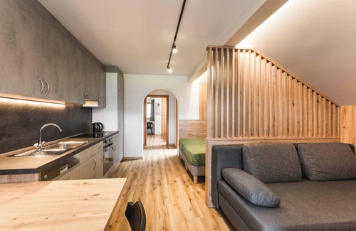 Chifa Apartment | Apartment castle view with south-facing balcony