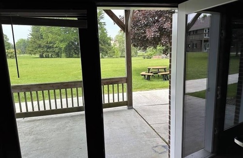 Plymouth Apartment | Apartment Centrally Located