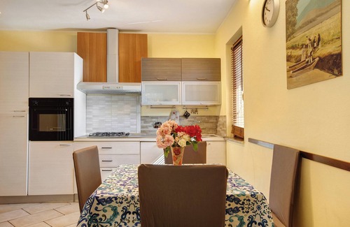 Chatillon Apartment | Apartment 'Chateau Chatillon' with Mountain View, Private Terrace and Wi-Fi