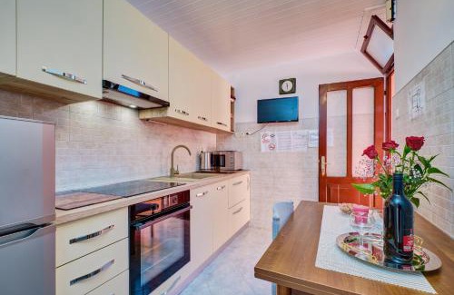 Cove Murtar Apartment | Apartment Cilka