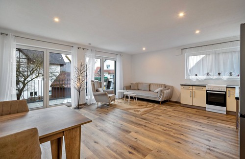Bad Duerrheim Apartment | Apartment 'City Villa Bad Dürrheim' with Balcony and Wi-Fi