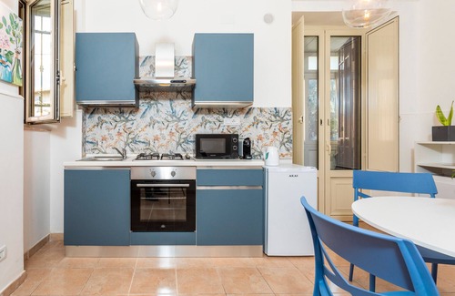 Acireale Apartment | Apartment 'Civico 1 - Acireale' with Balcony and Air Conditioning