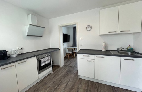 Oberhausen-Nord Condo | Apartment close to the center with balcony | Netflix | Smart TV