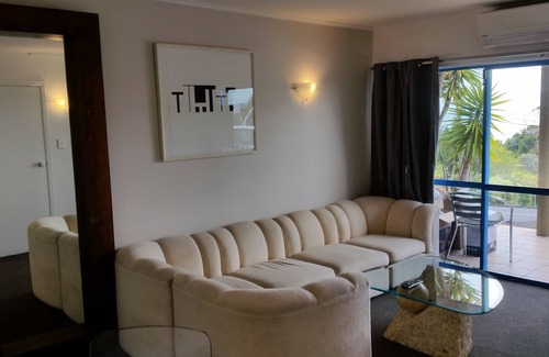 Shelly Park Apartment | Apartment Cockle bay Howick Swimming pool