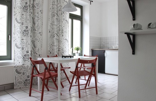 Zentrum-Nord Apartment | Apartment-Comfort-Private Bathroom-Kurt-Schumacher-Str. 21