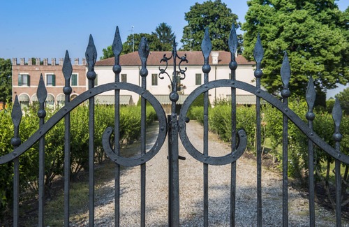Nogarole Rocca House | Apartment Court