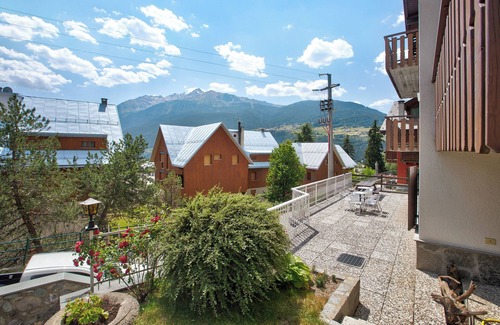 Bormio Apartment | Apartment "Da Sergio" with Mountain View, Garden & Wi-Fi