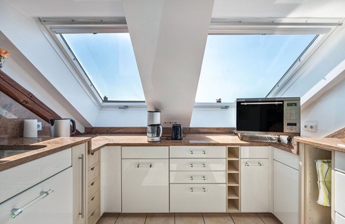 Hagenburg Apartment | Apartment 'Dachstübchen' with Balcony
