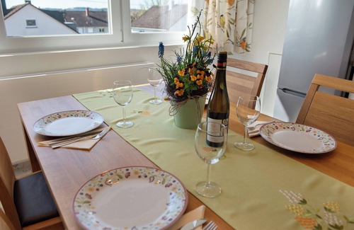 Salem Apartment | Apartment 'Das Kleine Glück' with Mountain View, Private Terrace and Wi-Fi