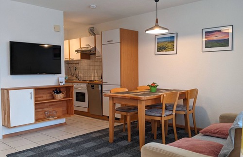 Waltershofen Apartment | Apartment '1, 55 sqm' with Mountain View, Wi-Fi and Air Conditioning