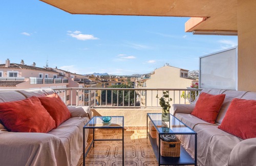 Moraira Town Centre Apartment | Apartment 'De Moraira' with Sea View, Wi-Fi and Air Conditioning