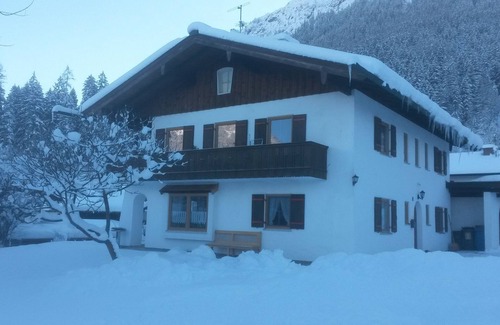 Oberschonau Apartment | Apartment with stunning mountain views - dream vacation in the mountains