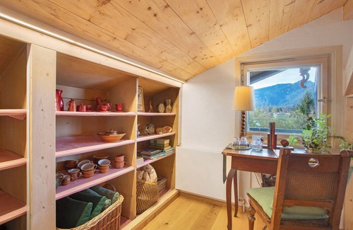 Unterschonau Apartment | Apartment 'Haus Alpenveilchen - Appartement 4' with Mountain View, Balcony and Wi-Fi