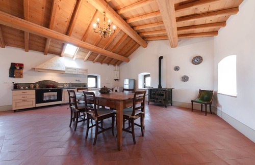 Affi Apartment | Apartment-Deluxe-Ensuite with Shower-Countryside view