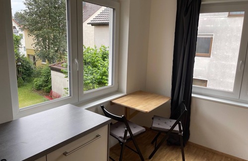 Perouse Apartment | Apartment-Deluxe-Mobility bath-Balcony