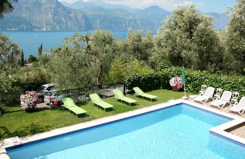 Magugnago Apartment | Apartment Delvai-3 by Interhome