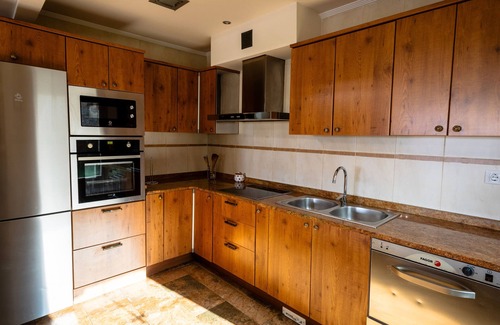 Asparrena Apartment | Apartment 'Doble' with Shared Garden and Wi-Fi