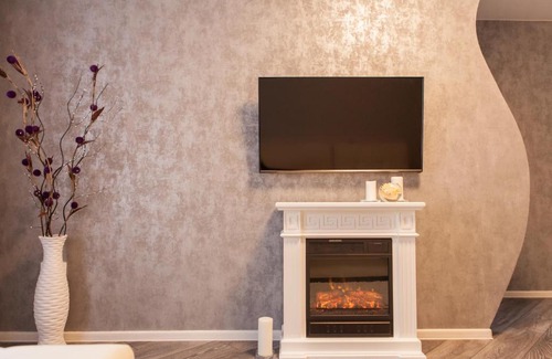 Pervomaysky District Apartment | Apartment Dom Kino