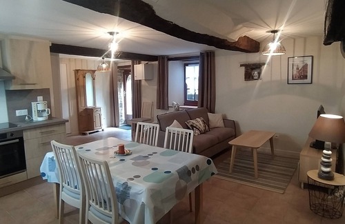 Dinan Apartment | Apartment Douar Armor - No. 28