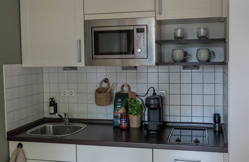 Laubegast Apartment | Apartment Dresden - close to the Elbe - well connected - WiFi - TV - free parking