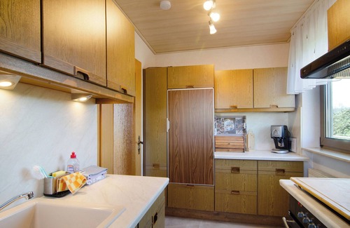 Unteruhldingen Apartment | Apartment 'Enderle' with Balcony and Wi-Fi