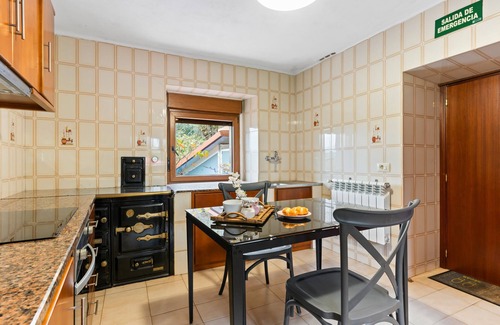 Sandiche Apartment | Apartment 'El Bosque' with Mountain Views
