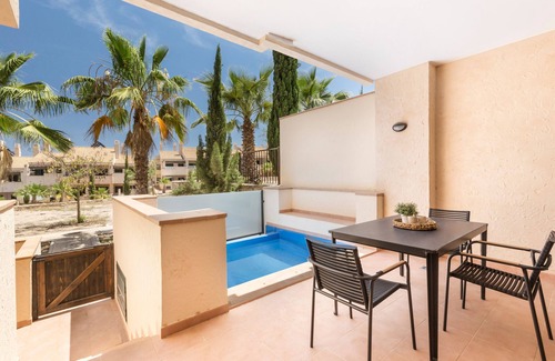 Fuente Alamo de Murcia Apartment | Apartment 'El Oasis Plaza Madagascar' with Shared Pool, Wi-Fi and Air Conditioning