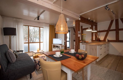 Suhl Apartment | Apartment 'Eliese In Suhl' with Private Terrace, Private Garden and Wi-Fi