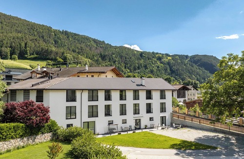 Bressanone Apartment | Apartment 'Elstar' with Mountain View, Shared Garden and Wi-Fi