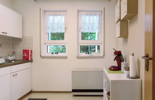 Bad Urach Apartment | Apartment 'Ermstal' with Shared Garden and Wi-Fi