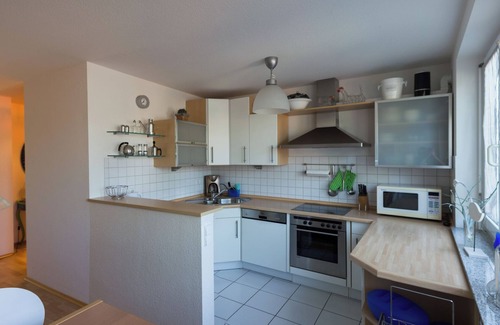 Langenargen Apartment | Apartment 'Ernst-Strobl' with Shared Garden, Balcony and Wi-Fi