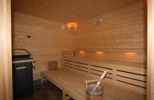 Finsing Apartment | Apartment Erzherzog's Apts-Zillertal Alpen Lodge by Interhome