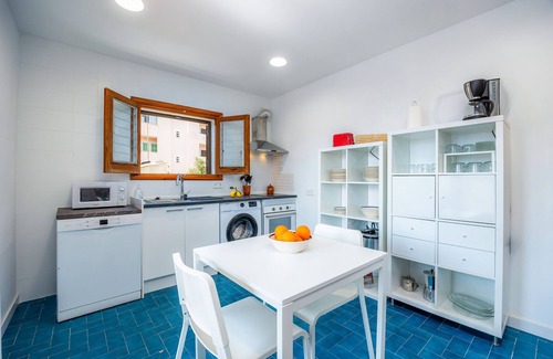 Colonia Sant Jordi Apartment | Apartment 'Apartamento Cabrera' with Private Terrace, Wi-Fi and Air Conditioning