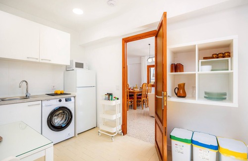 Colonia Sant Jordi Apartment | Apartment 'Apartamento Foradada' with Wi-Fi and Air Conditioning