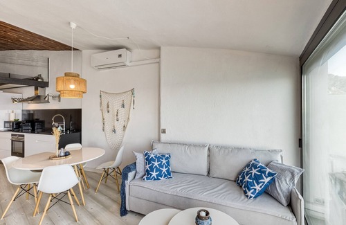 Aiguablava Apartment | Apartment 'Exclusivo Loft En Cap Sa Sal' with Sea View, Wi-Fi and Air Conditioning