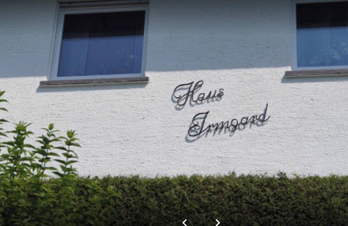Zell am Harmersbach Apartment | Apartment 'Fewo - Dachgeschoss' with Mountain View, Balcony and Wi-Fi