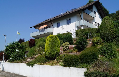 Zell am Harmersbach Apartment | Apartment 'Fewo - Dachgeschoss' with Mountain View, Balcony and Wi-Fi