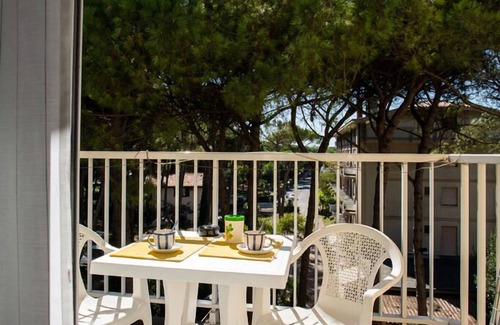 Eraclea Mare House | Apartment facing pine forest pool 3 max 4 people - with pool wi-fi